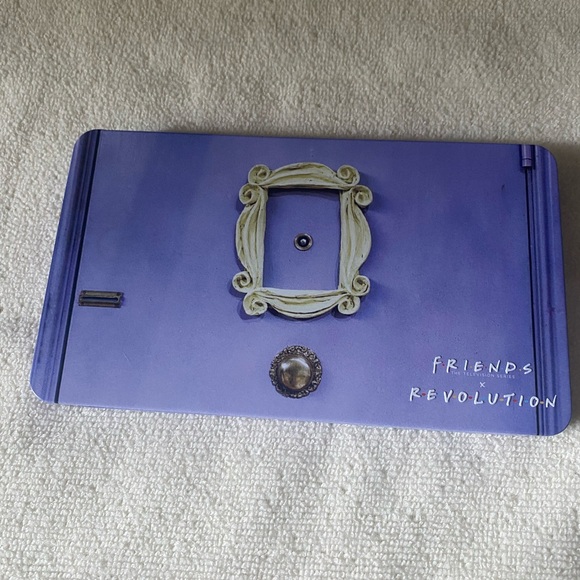 Revolution Other - Revolution Purple Door Frame Face Palette